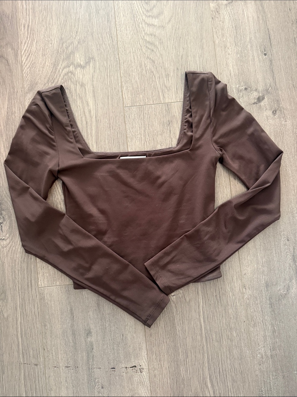 Babaton Contour Square-Neck Long Sleeve Crop Top - Brown